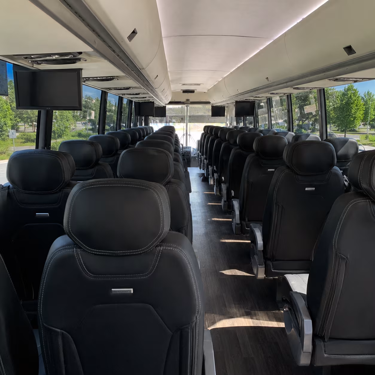 book a bus for your next prom 5