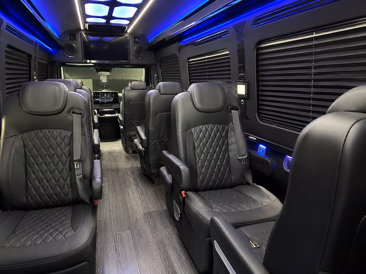 book a bus for your next sporting event 1