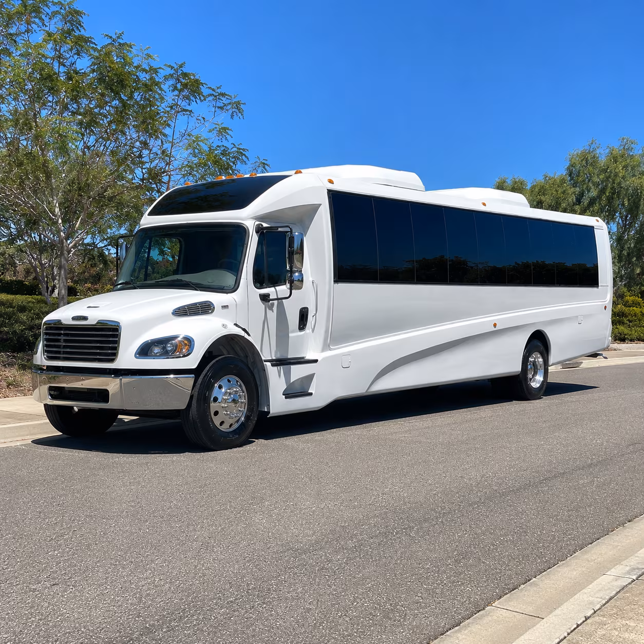 book a bus for your next wine tour 1