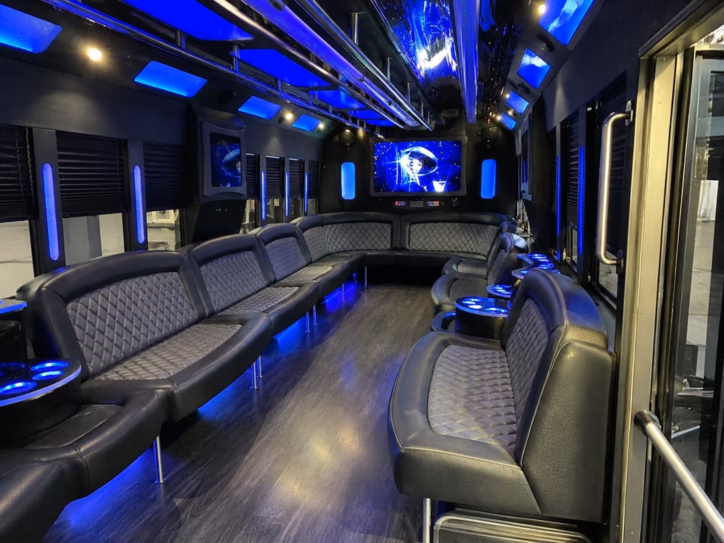 maricopa 28 passenger party bus interior
