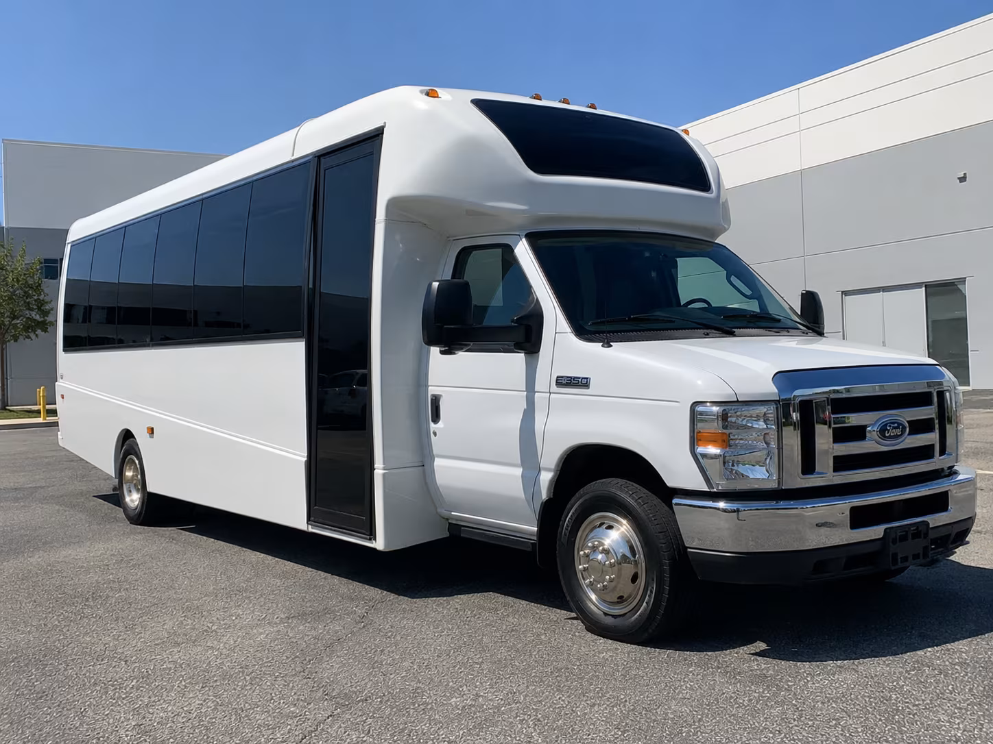 minibuses for maricopa venue to venue wedding day runs