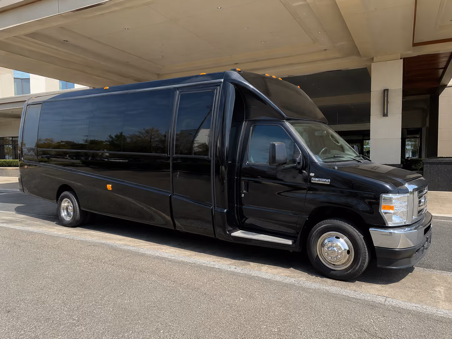 party buses for bachelorette nights out in old town scottsdale